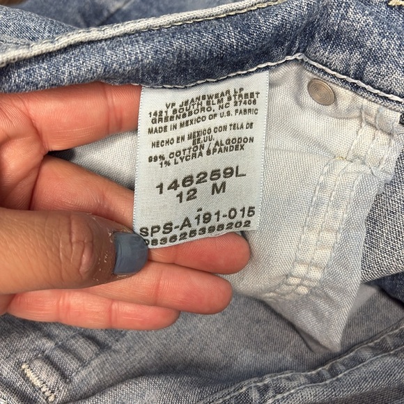 Vintage woman’s Riders light blue denim high rise Jean shorts size 12 - Picture 5 of 5